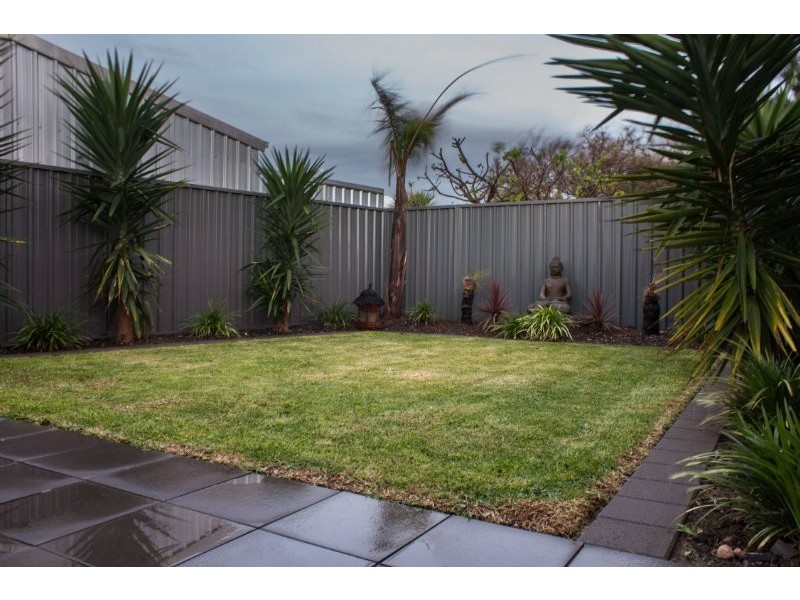 8A Harvey Crescent, Aldinga Beach SA 5173