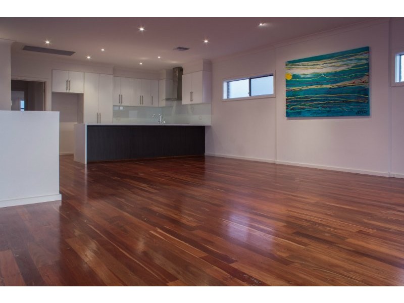 8A Harvey Crescent, Aldinga Beach SA 5173