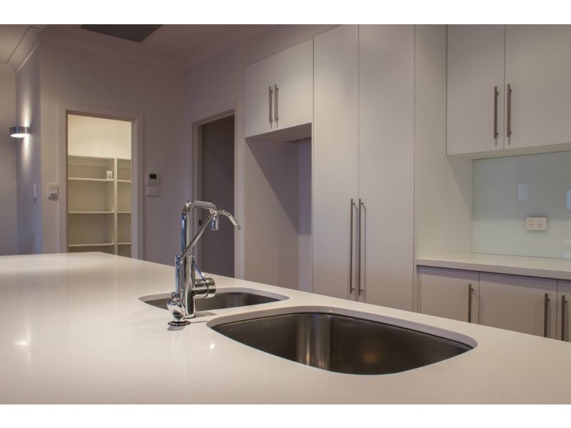 8A Harvey Crescent, Aldinga Beach SA 5173