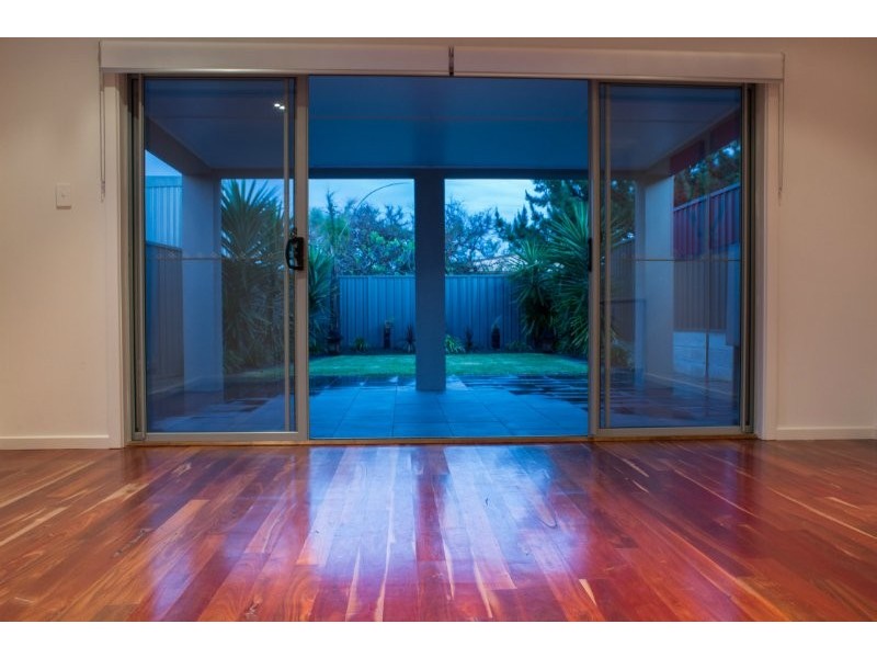 8A Harvey Crescent, Aldinga Beach SA 5173