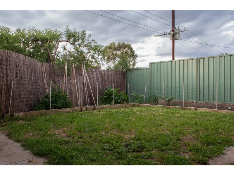 8 William Court, Happy Valley SA 5159