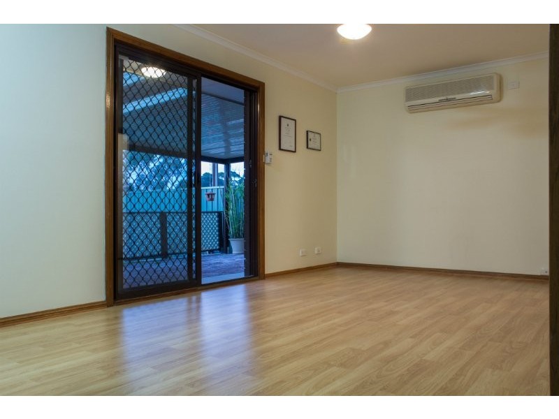 8 William Court, Happy Valley SA 5159