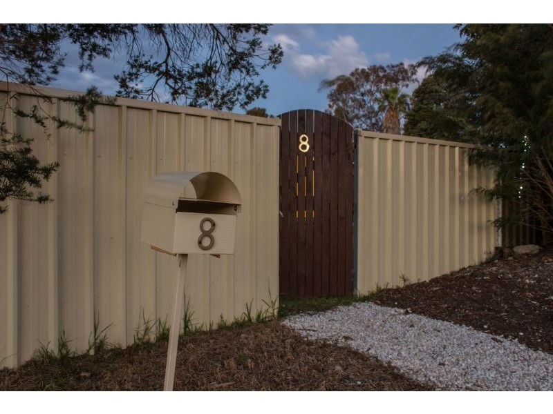 8 William Court, Happy Valley SA 5159