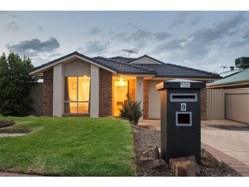 9 Rajah Street, Morphett Vale SA 5162