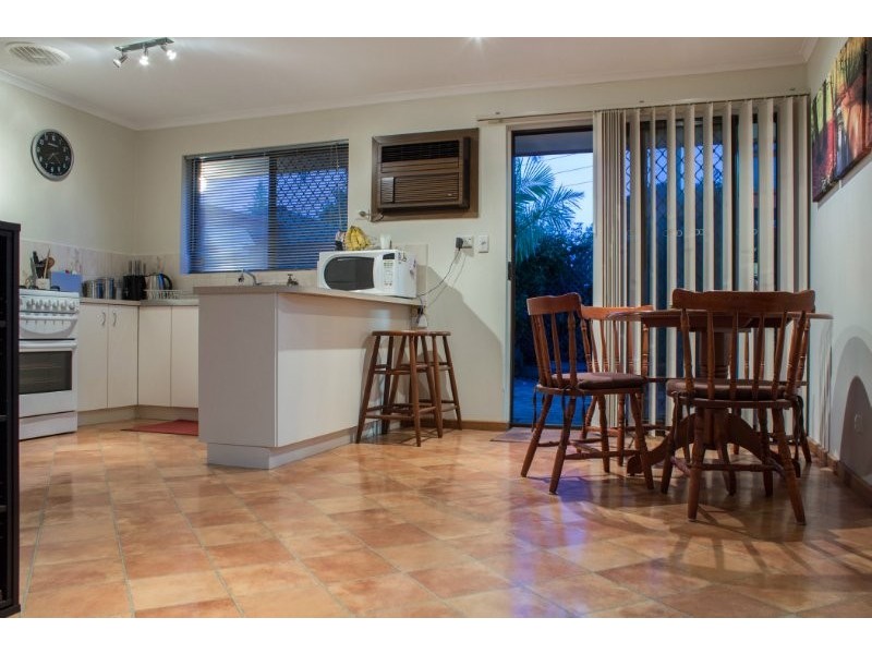 1/2 Ellis Street, Morphett Vale SA 5162