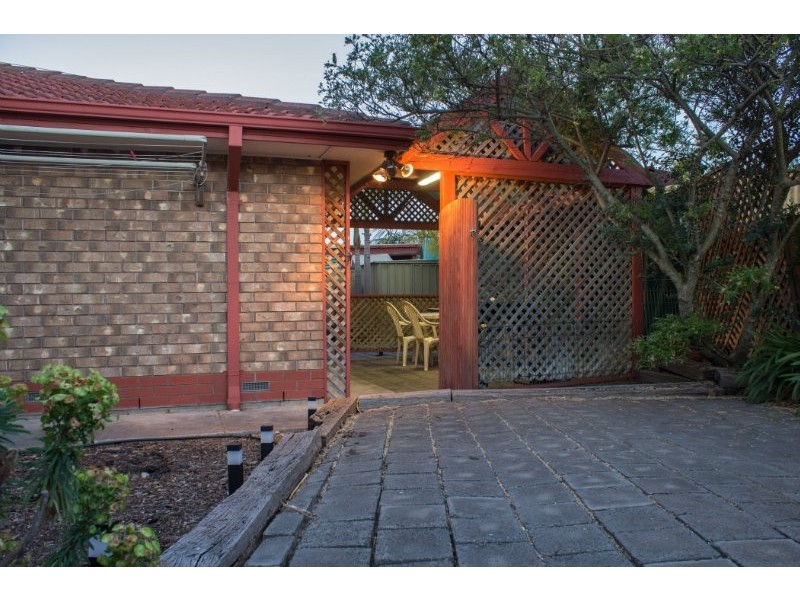 1/2 Ellis Street, Morphett Vale SA 5162