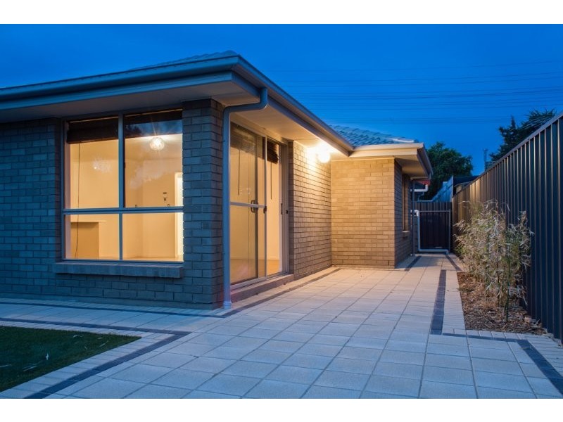 42 Seaview Road, Morphett Vale SA 5162