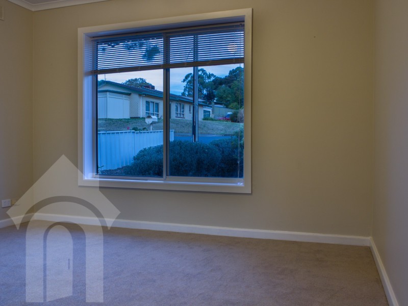 33 Ashton Rise, Huntfield Heights SA 5163