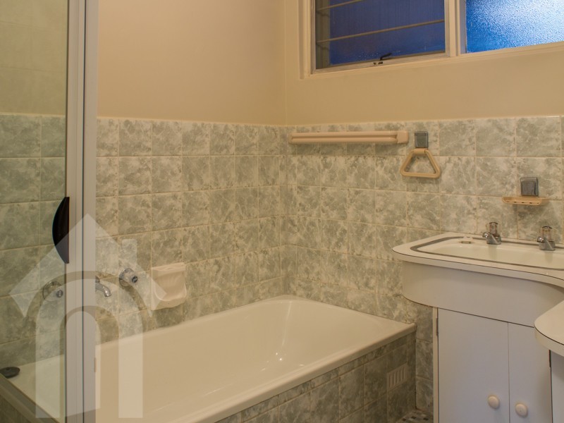 33 Ashton Rise, Huntfield Heights SA 5163