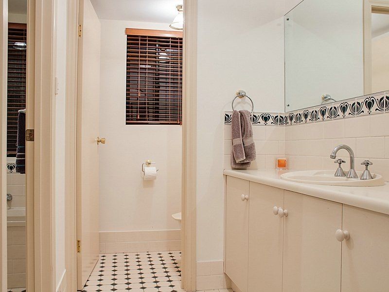 64 Investigator Drive, Woodcroft SA 5162