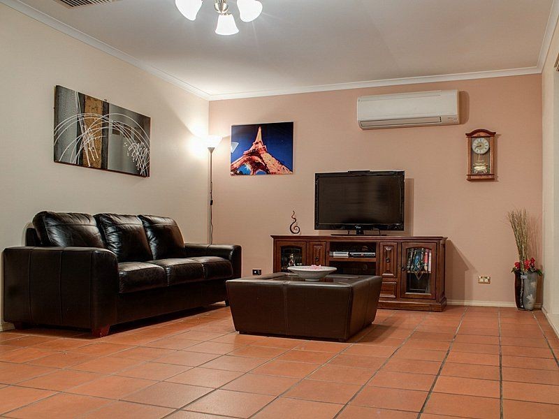 64 Investigator Drive, Woodcroft SA 5162