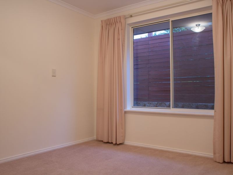 55a Dorrien Avenue, Woodcroft SA 5162