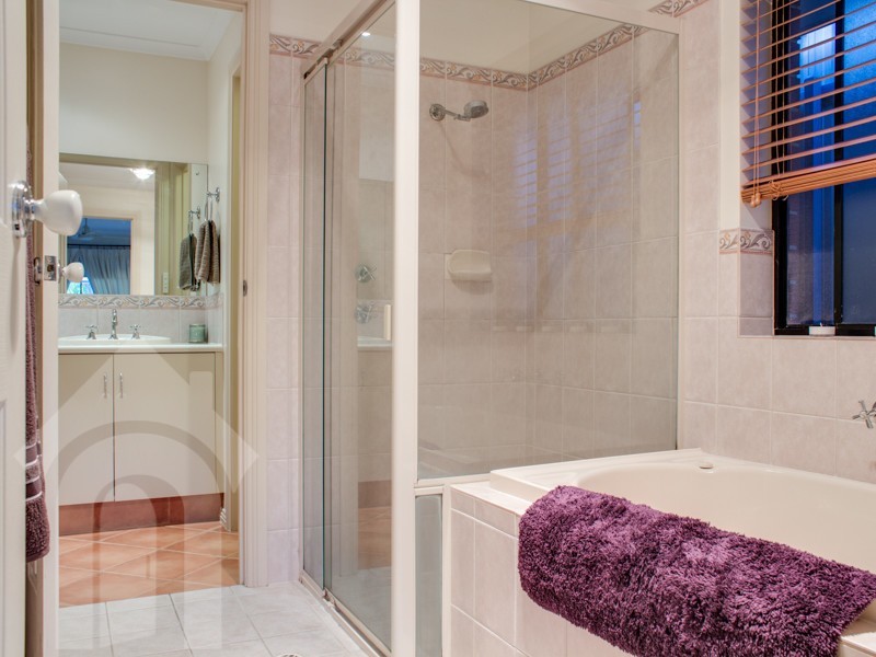 43 Shillabeer Crescent, Woodcroft SA 5162