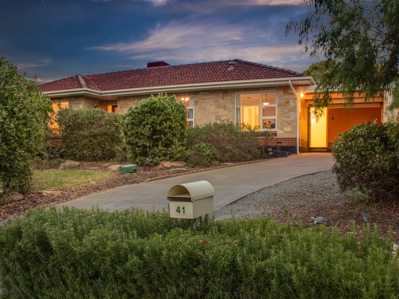 41 Carolyn Avenue, Morphett Vale SA 5162