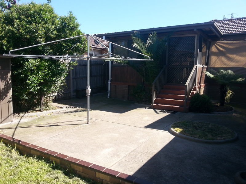 49 Pinewood Drive, Thomastown VIC 3074