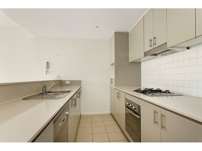 304/57 Bay Street, Port Melbourne VIC 3207