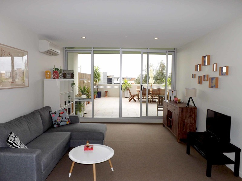 12/2 La Scala Avenue, Maribyrnong VIC 3032