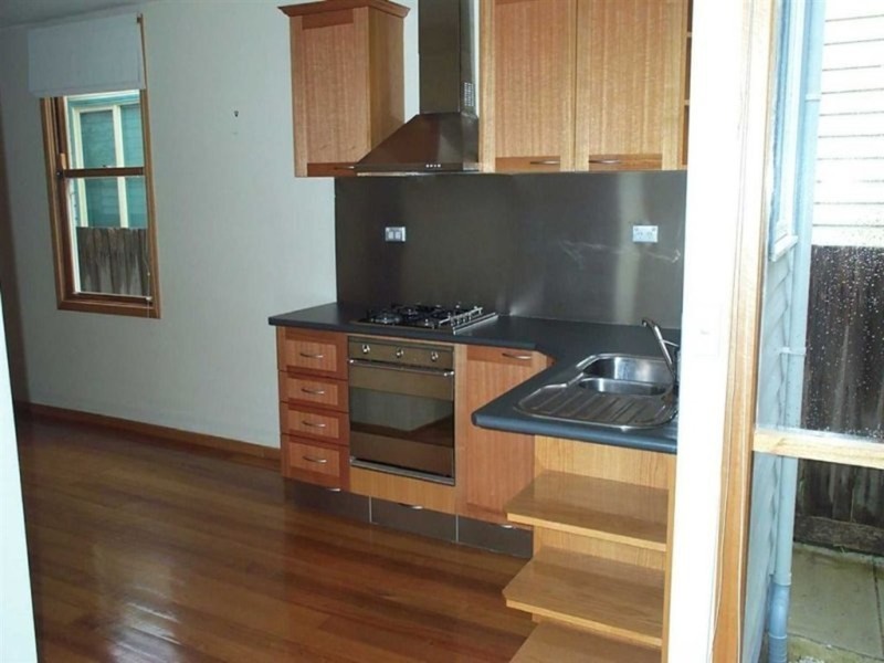 33 Shaftsbury Parade, Thornbury VIC 3071