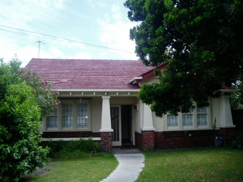 13 Bayview Road, Brighton East VIC 3187
