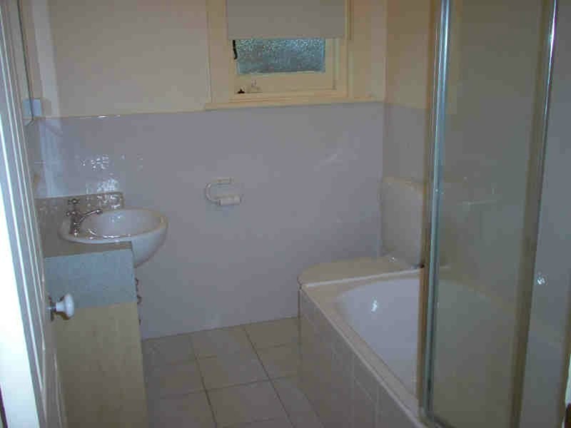 13 Bayview Road, Brighton East VIC 3187