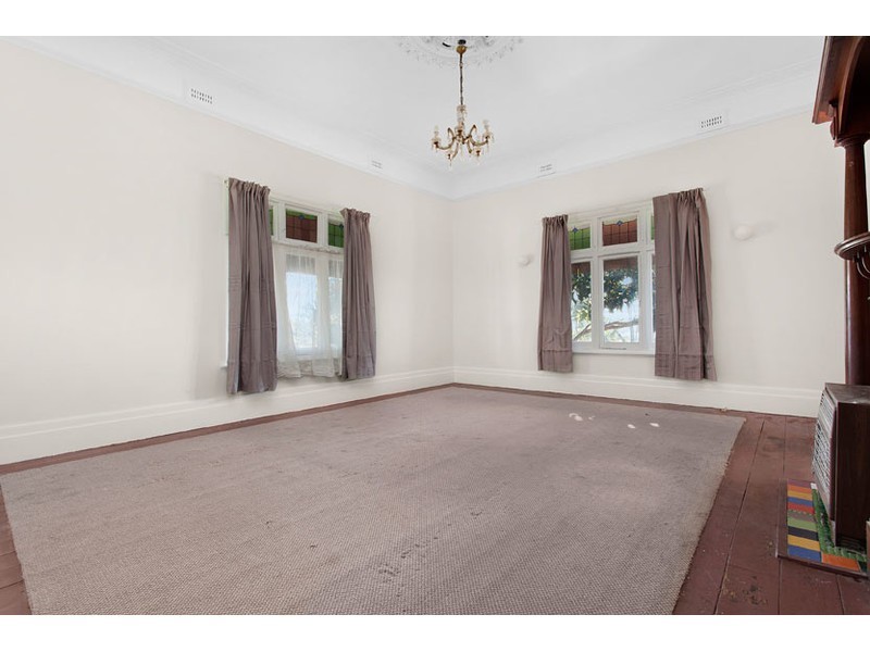 8 Eden Court, Ascot Vale VIC 3032