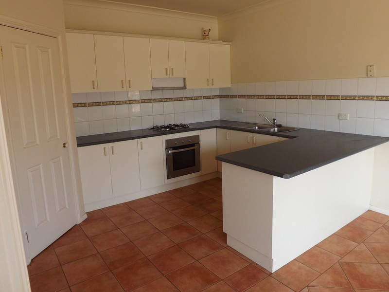 11 The Esplanade, Sydenham VIC 3037