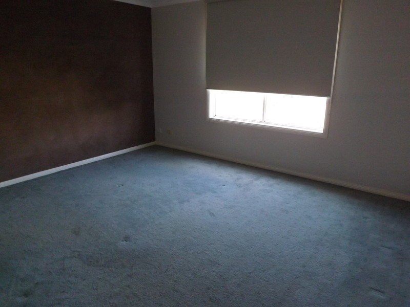 11 The Esplanade, Sydenham VIC 3037