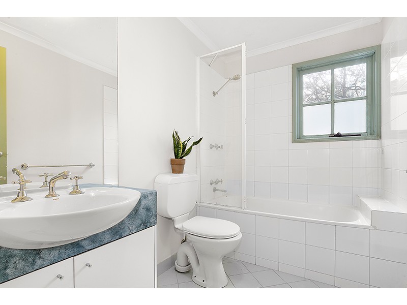3/461 Lygon Street, Carlton VIC 3053