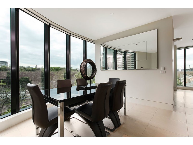 601/279 Wellington Parade South, East Melbourne VIC 3002