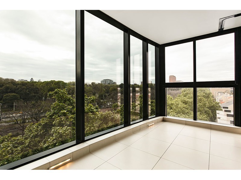 601/279 Wellington Parade South, East Melbourne VIC 3002