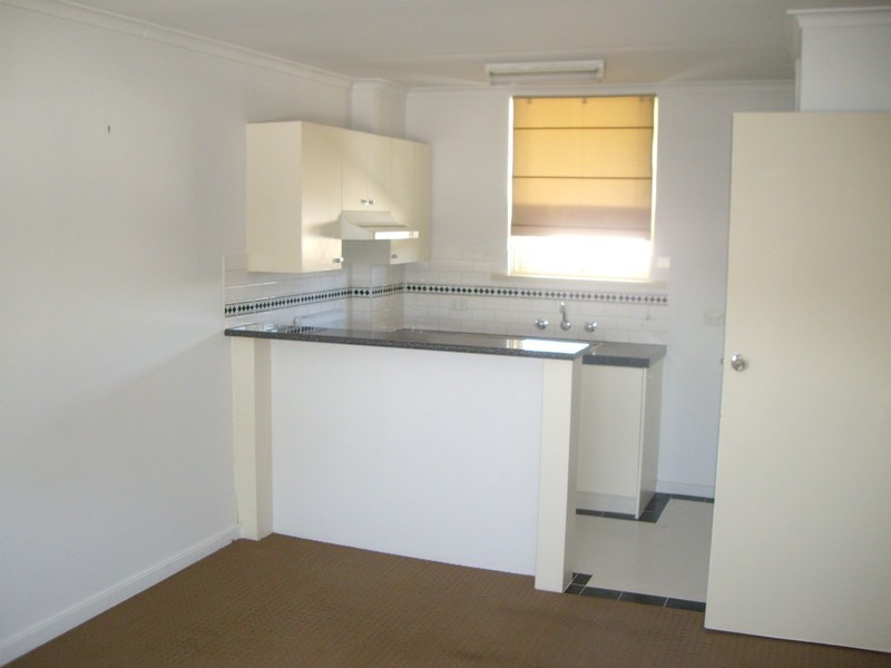 8/72 Princes Street, Flemington VIC 3031