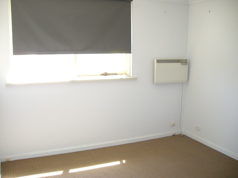 8/72 Princes Street, Flemington VIC 3031