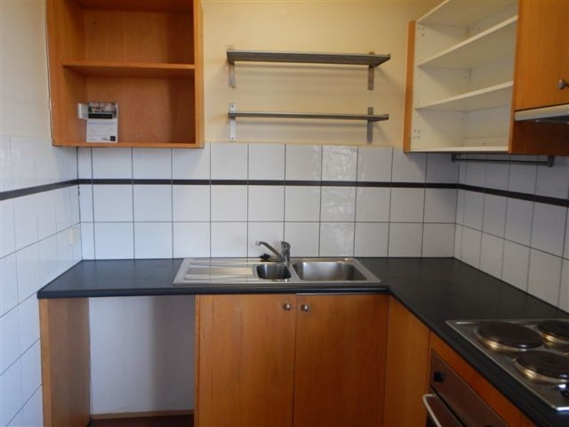 2/15 De Carle Street, Brunswick VIC 3056