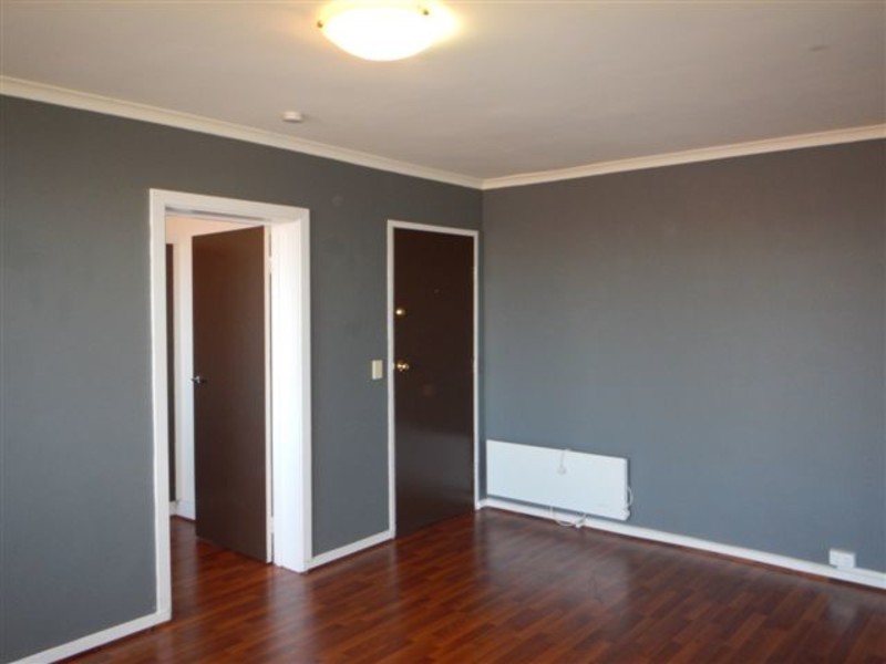 2/15 De Carle Street, Brunswick VIC 3056