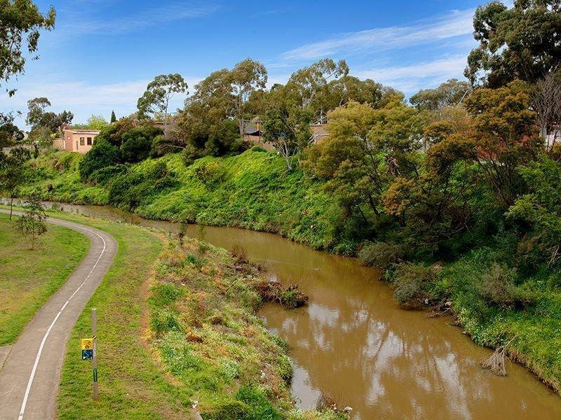 23/144 Nicholson Street, Coburg VIC 3058