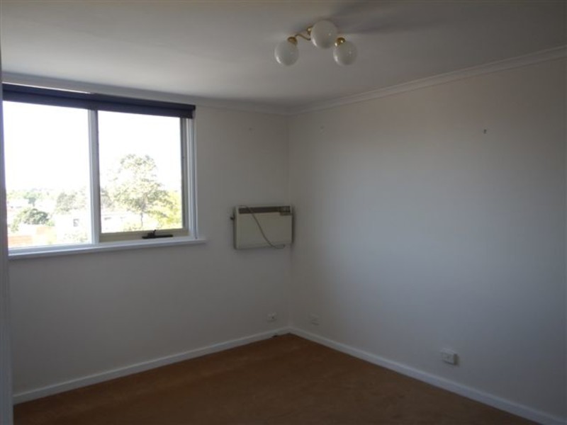 8/72 Princes Street, Flemington VIC 3031