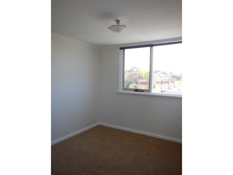 8/72 Princes Street, Flemington VIC 3031