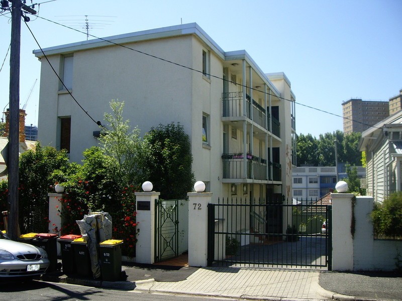 8/72 Princes Street, Flemington VIC 3031
