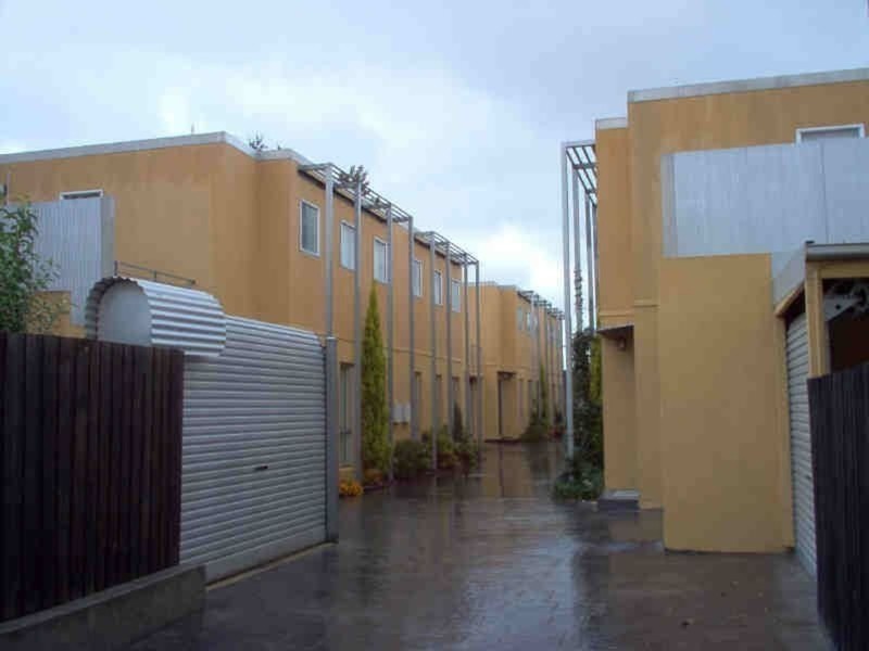 9/218 Glenlyon Road, Brunswick East VIC 3057