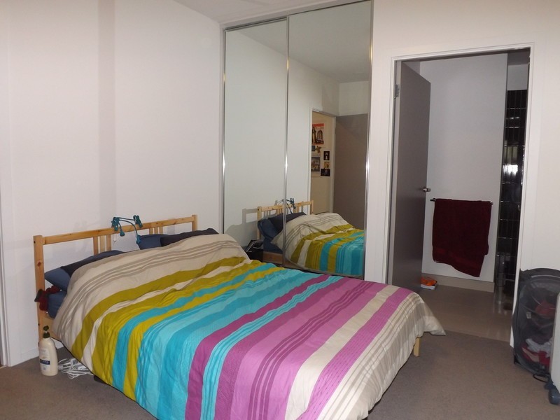 4/94 Canning Street, Carlton VIC 3053