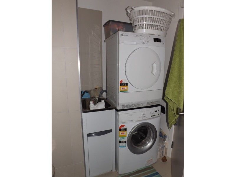 4/94 Canning Street, Carlton VIC 3053