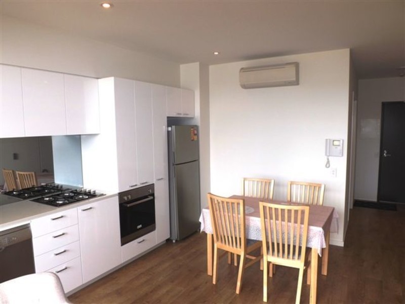 307/81 Cemetery Road East, Carlton VIC 3053