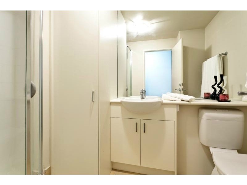 6205/570 Lygon Street, Carlton VIC 3053