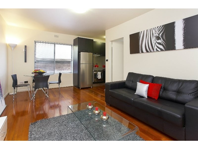 6/18 Pender Street, Thornbury VIC 3071