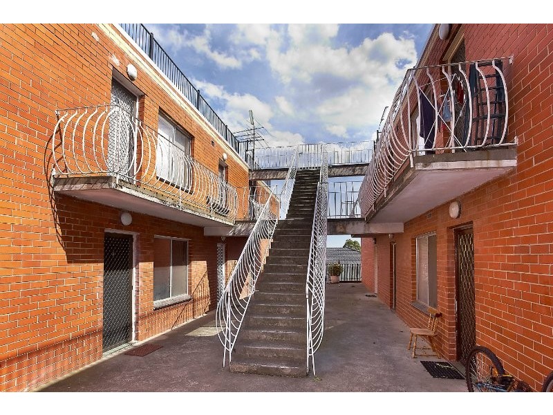 6/18 Pender Street, Thornbury VIC 3071