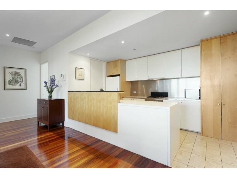 42/108 Elgin Street, Carlton VIC 3053
