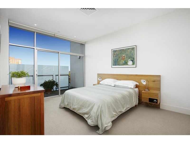 42/108 Elgin Street, Carlton VIC 3053