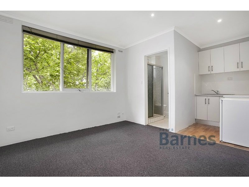 23/22 Canterbury Street, Flemington VIC 3031