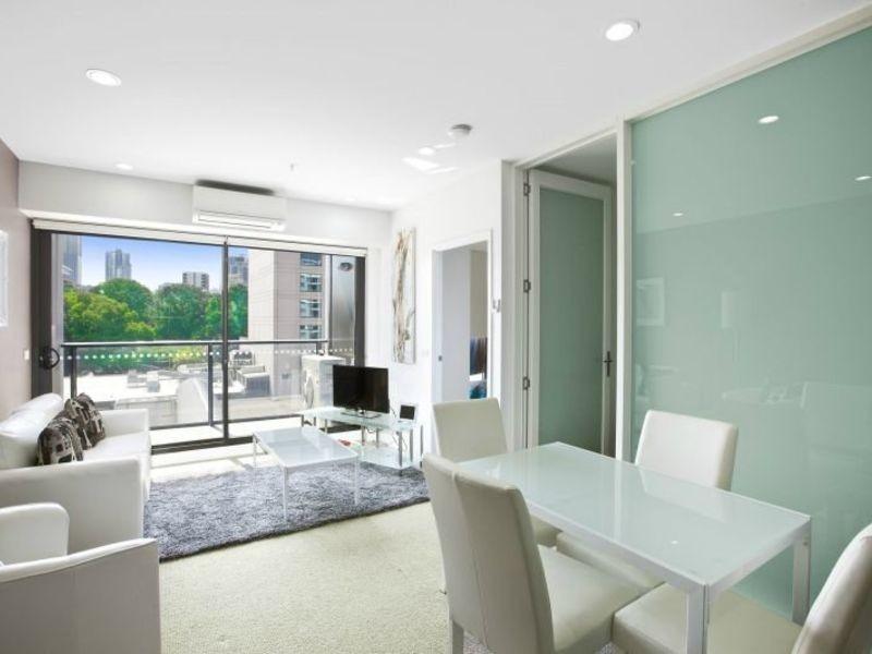 602/33 Batman Street, West Melbourne VIC 3003