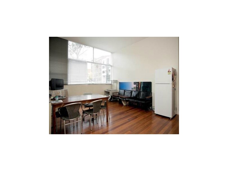 2/157 Bouverie Street, Carlton VIC 3053